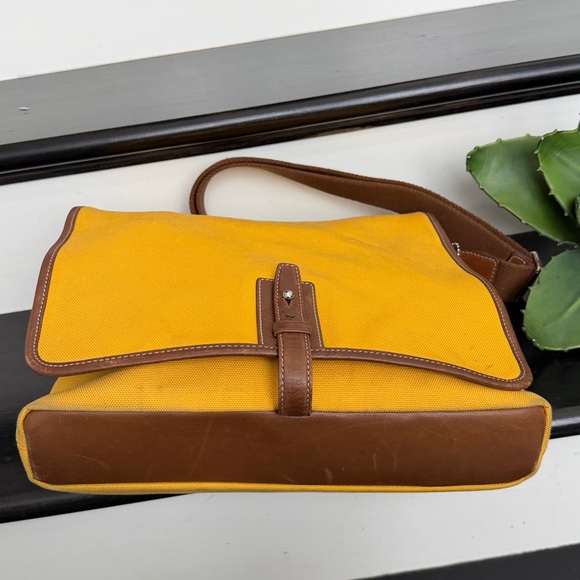 Coach canvas leather trim messenger bag crossbody shoulder purse versatile - Picture 6 of 11